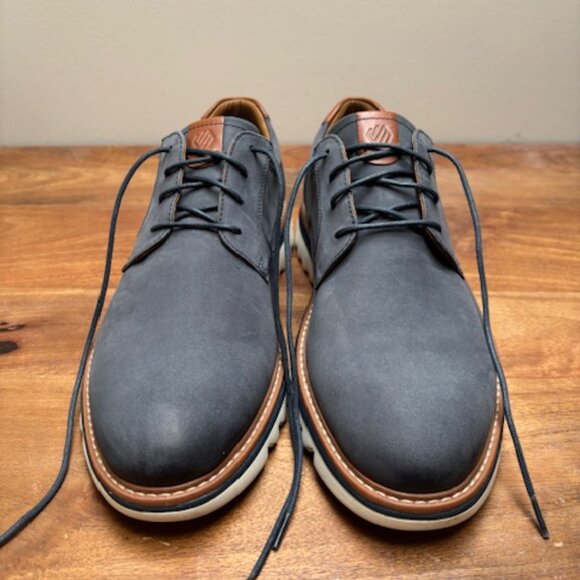 Johnston and Murphy (J&M) Braydon Plain Toe Shoes - Picture 2 of 9